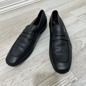 Salvatore‎ Ferragamo Navy Blue Pebbled Leather Penny Loafer 12